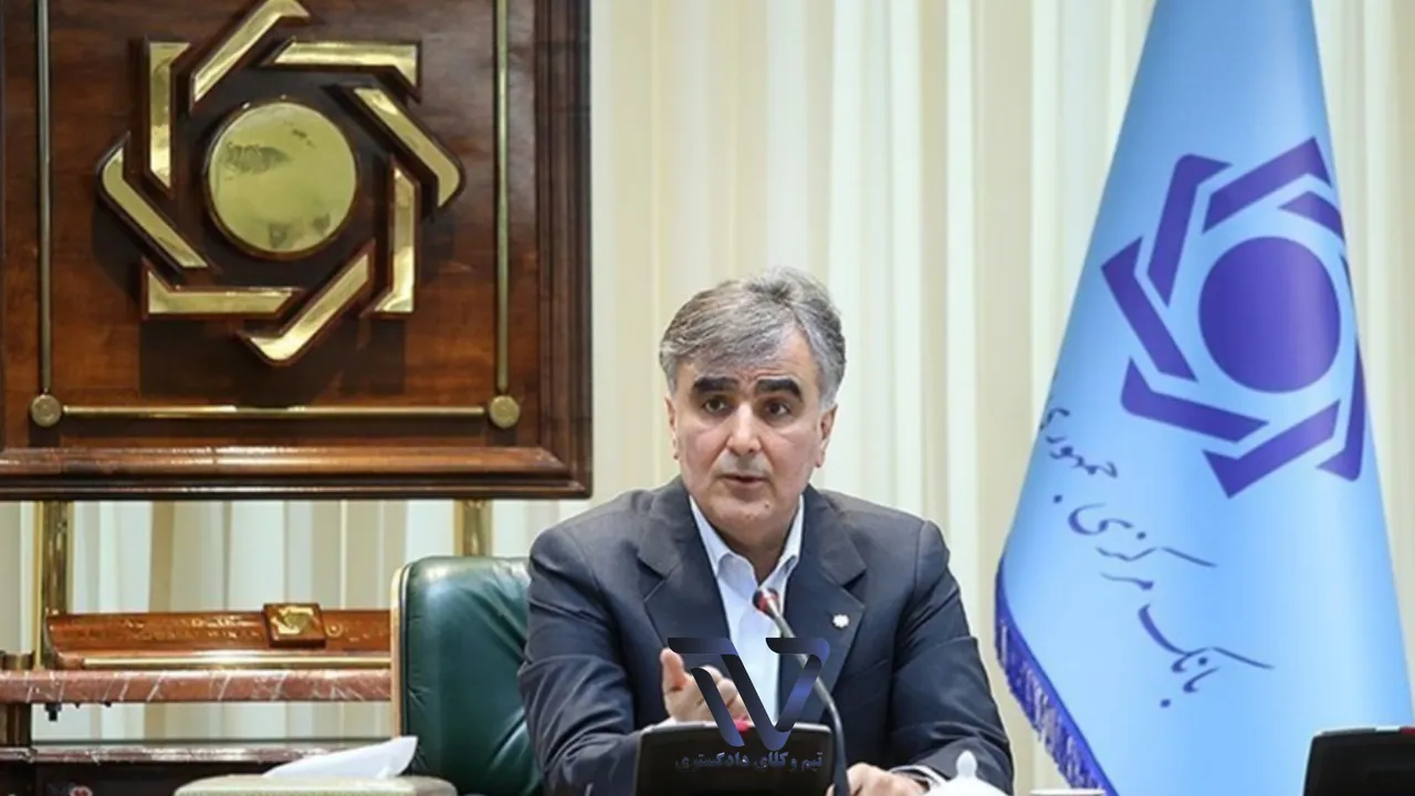 فرزین: آرامش را به بازار ارز و بورس باز میگردانیم/ منابع "ارزی و طلای" مطمئنی داریم